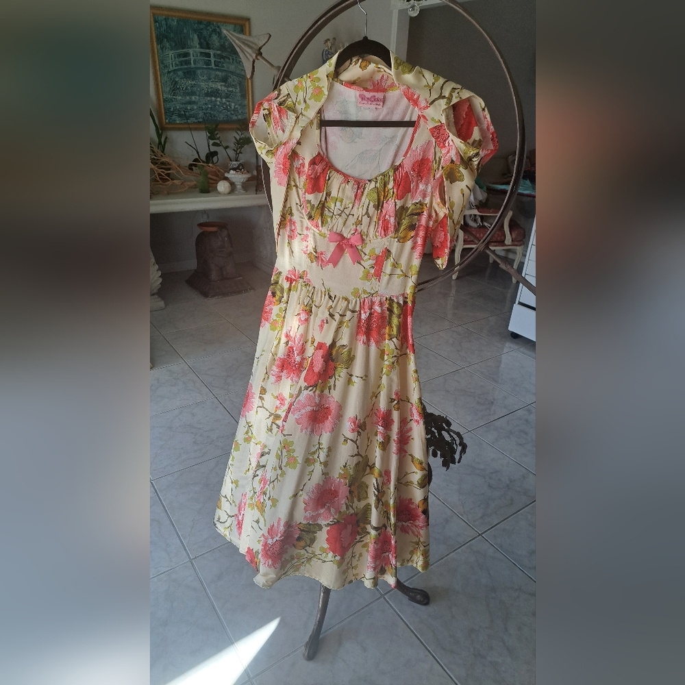 pinup couture Evelyn dress large pug